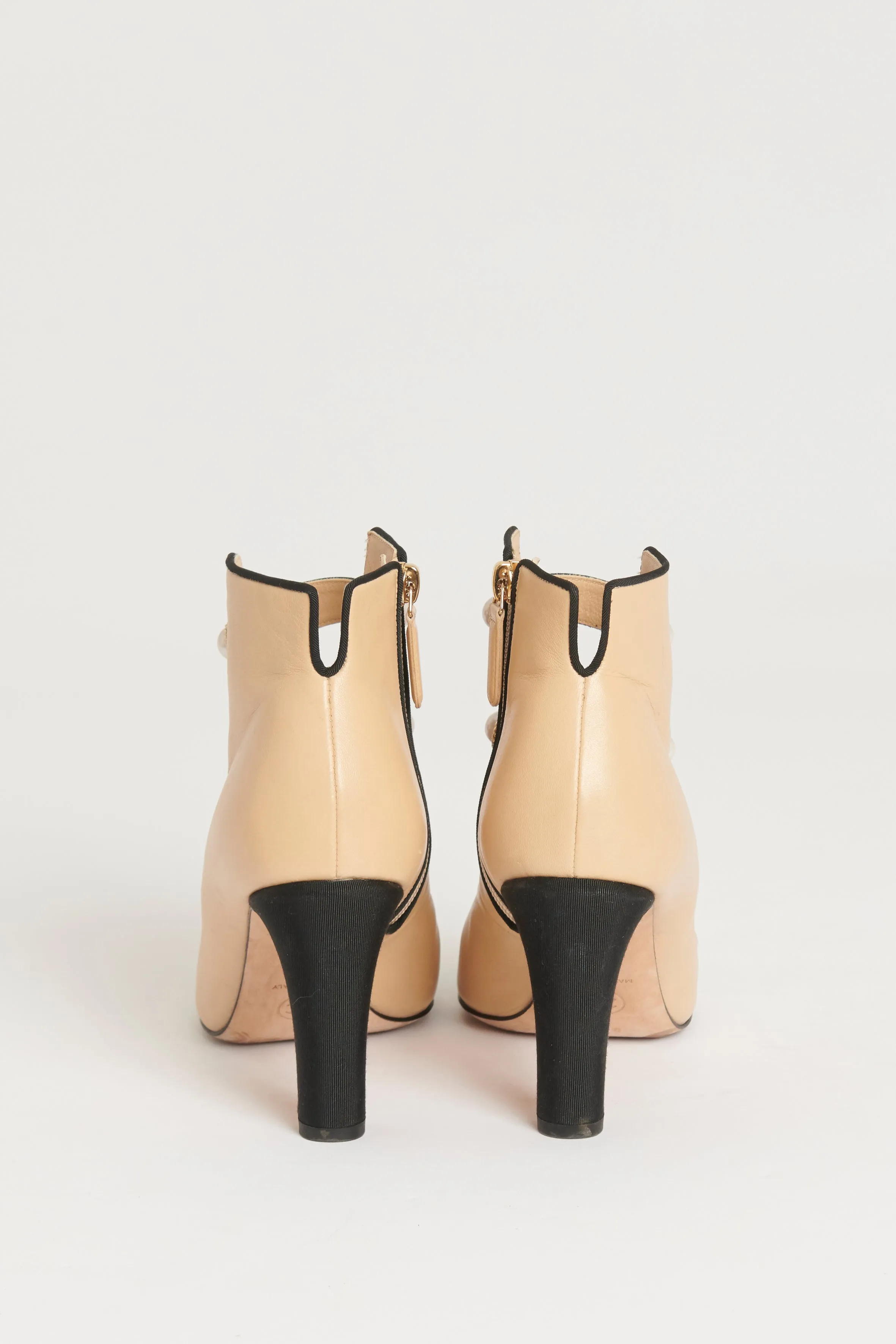 Beige Leather Preowned Ankle Boots With Straps