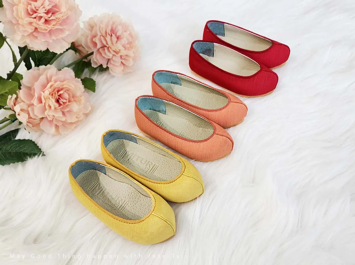 Cute Baby Girl Hanbok Shoes in Red