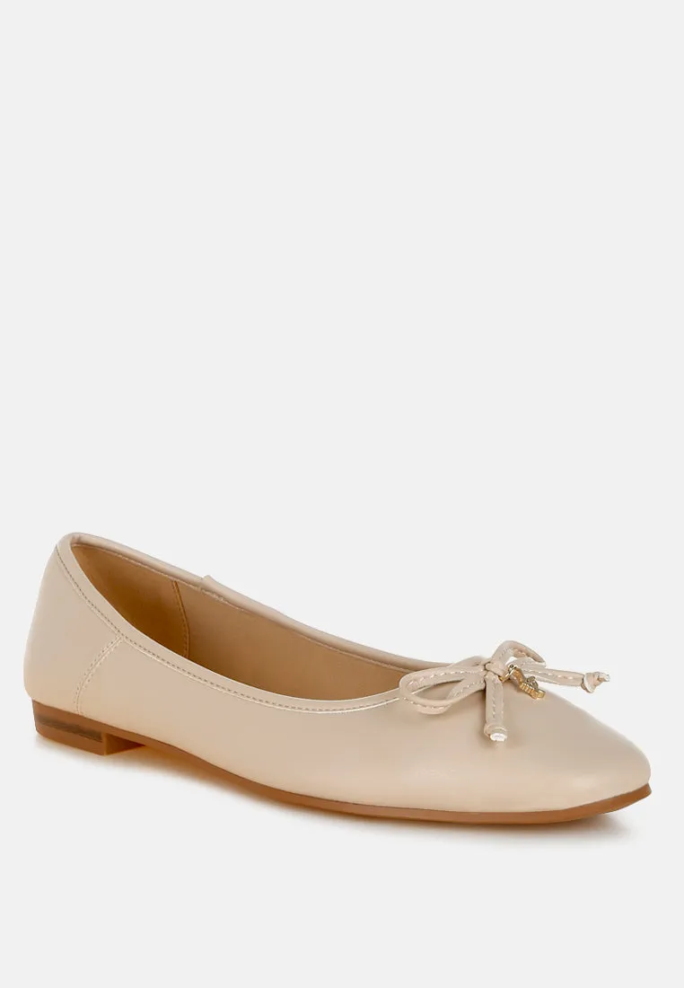 Enchanted Faux Leather Casual Ballerinas