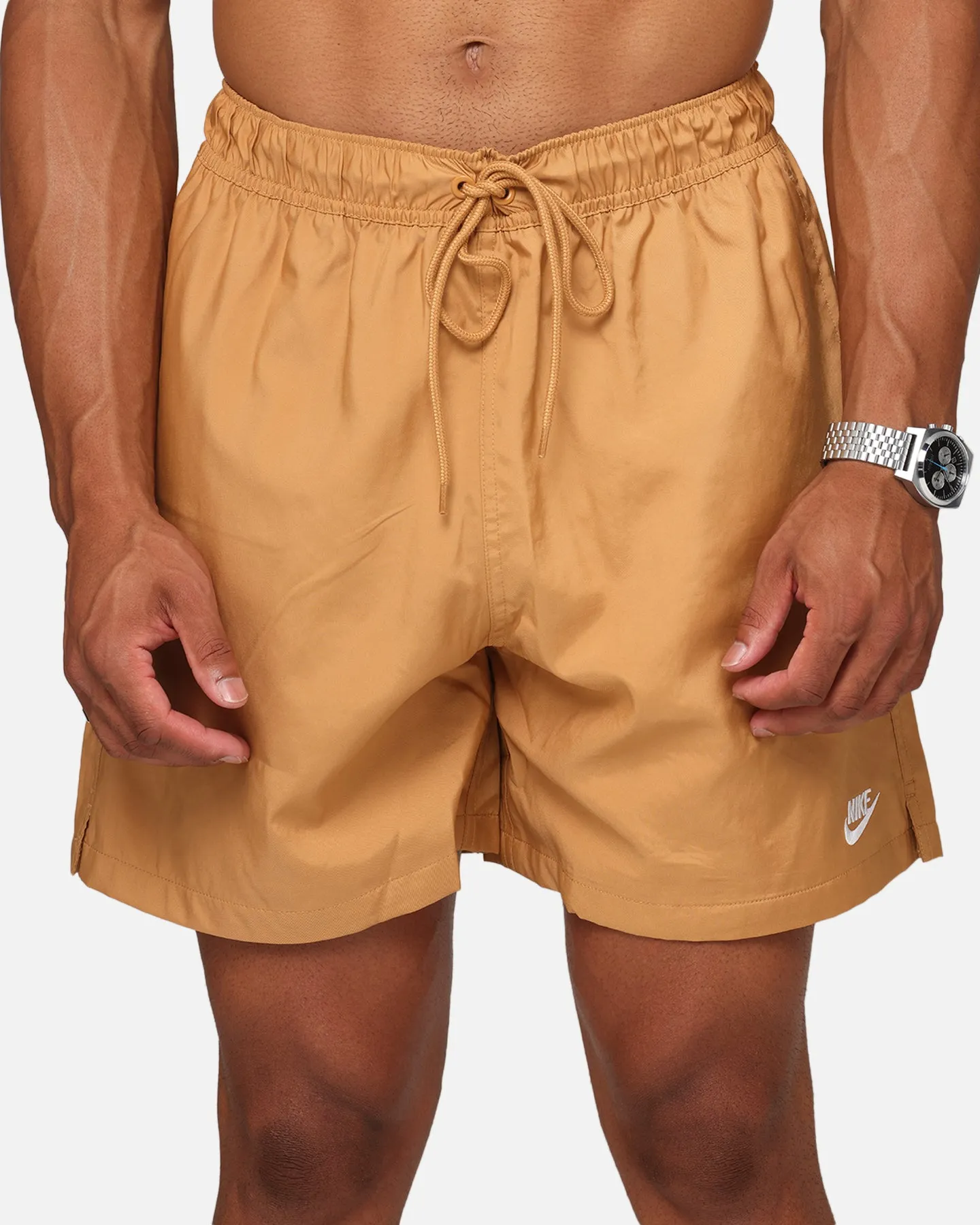 Nike Club Flow Shorts Flax