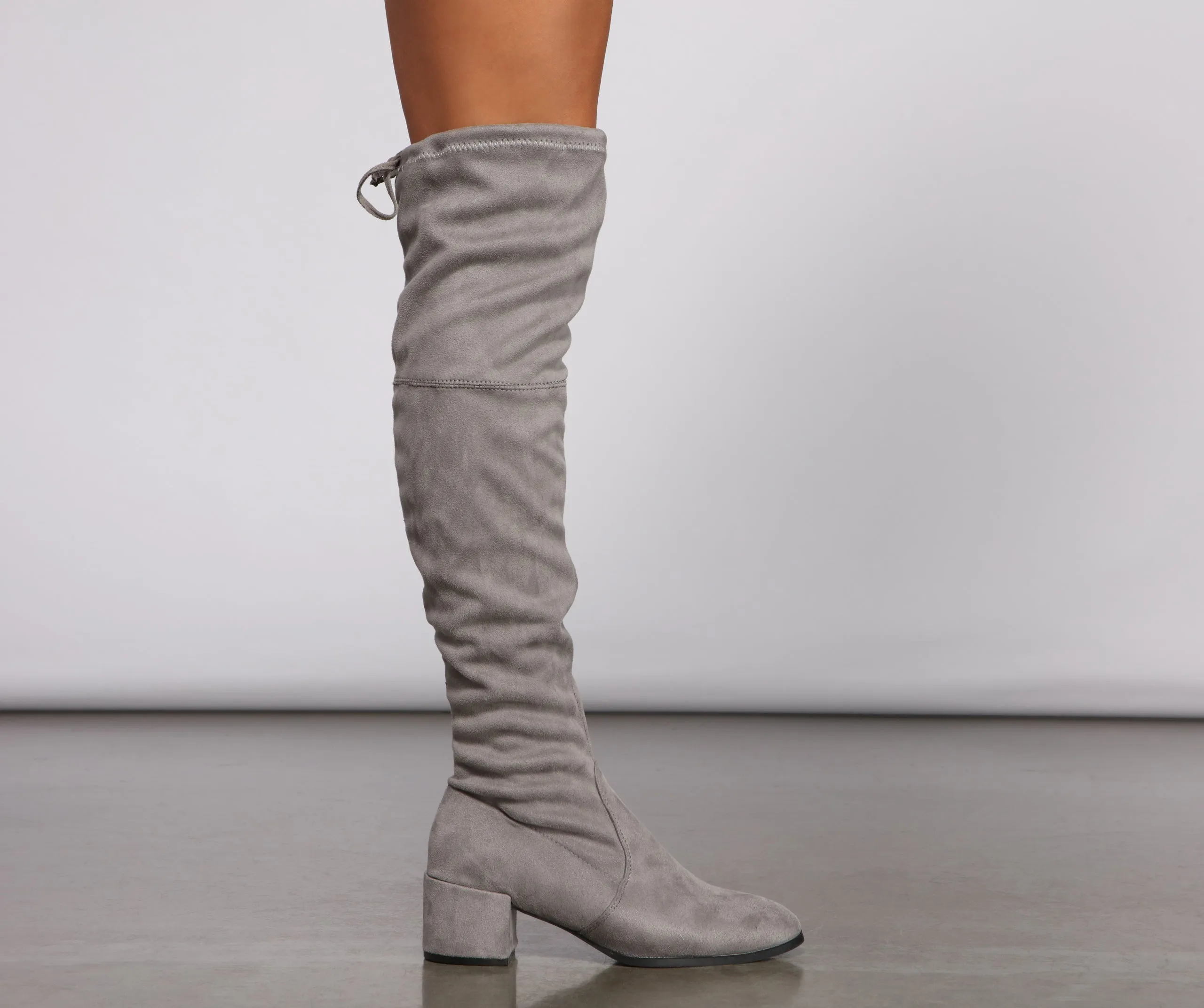 Stylish Must-Have Over The Knee Block Heel Boots